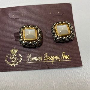 Primer Designs Earrings